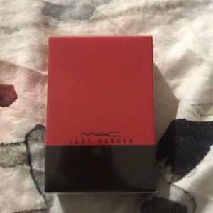 MAC lady danger perfume 1.7 oz